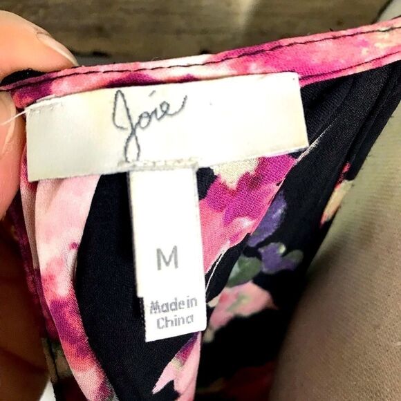 Beautiful Floral Halter top - Picture 10 of 10